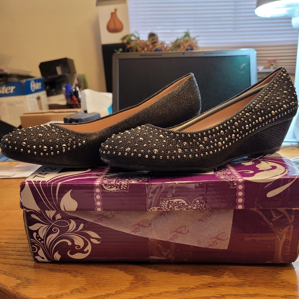 Ladies shoes